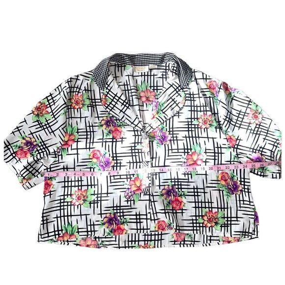Vintage 1980’s Victoria's Secret Gold Label Floral & Abstract Button Down Shirt - Picture 9 of 11